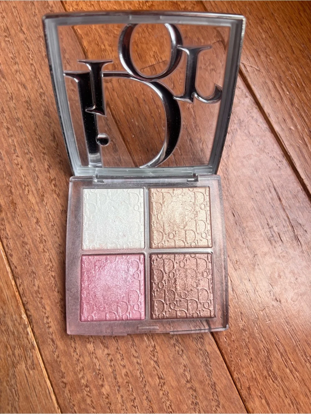 Dior Backstage Glow Maximzer Palette  — Pink, Champagne, White & Bronze Makeup